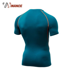 ขายส่งราคาถูกที่กำหนดเองการบีบอัดเสื้อยืดว่างเปล่ายามผื่น - Product Image 4