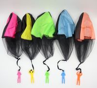 Unisex al aire libre niños mano lanzar paracaídas juguete conjunto divertido hombre disco volador para todas las edades