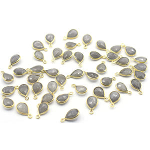 Piedra lunar gris con forma de pera, bisel de Plata de Ley 925, colgante chapado en oro, fabricación de joyas hechas a mano - Product Image 4