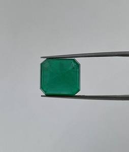Corte Octágono zambiano natural 6,87 quilates Esmeralda de alta calidad de grado premium para la fabricación de joyas - Product Image 2