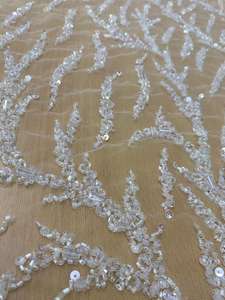 Ropa de novia personalizada con cuentas, lentejuelas de cristal y perlas - Product Image 5