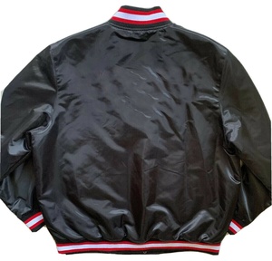 Blousons universitaires en satin personnalisés pour hommes 2026 – Broderie personnalisée, style vintage, respirant, blouson de baseball en satin pour l'hiver - Product Image 2