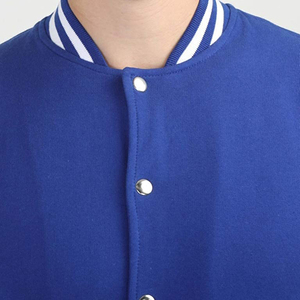 Chaqueta con Logo personalizado para hombre y mujer, chaqueta unisex de talla grande con mangas de cuero y estilo Bomber, venta al por mayor - Product Image 4