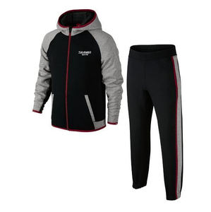 Chándal de entrenamiento de calentamiento personalizable para correr Ropa deportiva Conjunto de camisa y pantalón con diseño y logotipo propios - Product Image 4