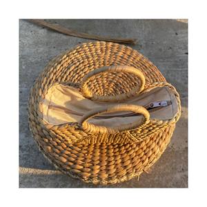 Bolsa Hecha de Jacinto de Agua Hecha en Vietnam. Bolsa de Fibra Natural de Jacinto de Agua - Color Polvo del Desierto y Goma 99 Oro Data - Product Image 3