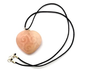 Broche de símbolo colgantes de corazón a bajo precio: novios símbolo corazón colgantes para la venta - Product Image 1