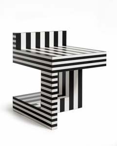 Mesa de esquina de diseño hecho a mano, muebles decorativos caseros, artículo personalizado, mesita de noche con acabado negro - Product Image 2