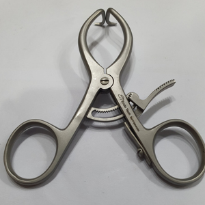 Endo Tech Gelpi 4-1/2" Rétracteur manuel à angle profond en acier inoxydable, édition spéciale, instrument chirurgical pour oreilles, yeux, nez, gorge - Product Image 2