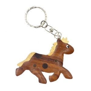 Best Seller Wood Horse Carving Key Holder Customized Hand Painting Animal Shape Key Chain