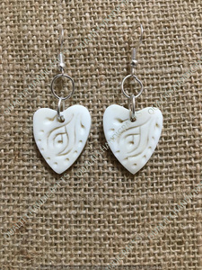 Boucles d'oreilles antiques fabriquées à la main en os de buffle, bijoux à la mode pour femmes de l'inde par un artisanat de qualité, vente en gros - Product Image 2