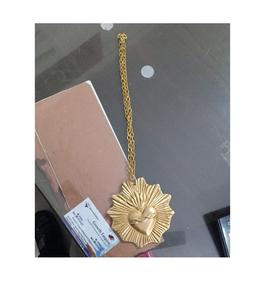 Corazón sagrado de metal dorado colgante en forma de corazón acabado antiguo decorativo para el hogar - Product Image 5