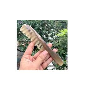 Mejor calidad 100% Natural blanco cuerno peine de pelo hecho a mano de cuerno de búfalo y peine hecho a mano pulido para venta - Product Image 5