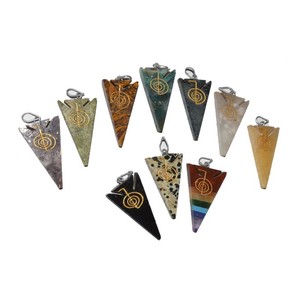 Worthbuy — pendentifs en forme de flèche, vente en ligne, mélange de pierres précieuses, pendentifs reiki - Product Image 1