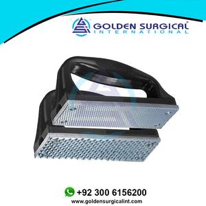 Handy Rasp 2-Pc Set Outils de maréchal-ferrant Nettoyage et toilettage des chevaux Instruments vétérinaires pour les soins équins - Product Image 6