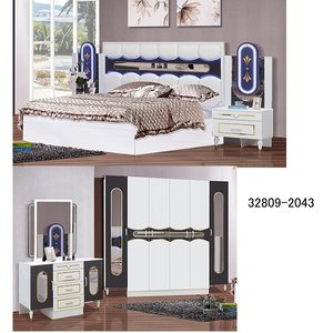 Lujoso y moderno dormitorio 32809-8827 - Product Image 6