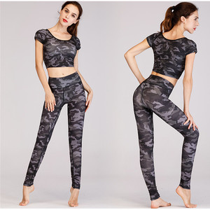 Vente de gros Soutien-gorge de sport personnalisé imprimé grande taille pour femmes - Product Image 3