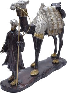 Estatuilla decorativa artesanal de latón Arabia Habibi Merchant Showpiece para decoración de hogar y oficina - Product Image 5