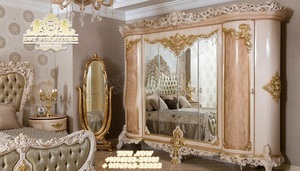 ชุดเฟอร์นิเจอร์ห้องนอนสไตล์ตุรกีสุดหรู,ชุดเตียงแกะสลัก & โต๊ะข้างเตียงชิ้นเอกสุดหรูห้องนอนแกะสลักสีทอง - Product Image 2