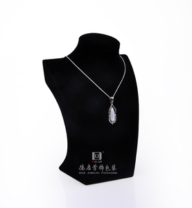 Exhibidores de Joyería DEQI Personalizados de Fábrica, en Terciopelo, Lino y Cuero PU, Duraderos, en Varios Tamaños, para Collares, Colgantes y Cadenas - Product Image 5