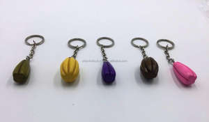 Porte-clés en bois et résine personnalisables faits à la main, multicolores, uniques - Product Image 3