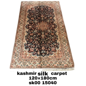 พรมปูพื้นทรงสี่เหลี่ยมทำด้วยมือทำจากผ้าไหมแคชเมียร์หลากสีแบบใหม่ดั้งเดิมสำหรับห้องนอนบ้านพื้นที่สวดมนต์สำหรับคริสต์มาสฮาโลวีน - Product Image 2