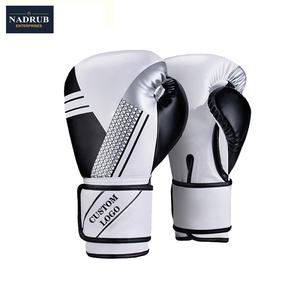 Guantes de Boxeo de Cuero de la Más Alta Calidad con Logotipo Personalizado, Cierre de Gancho y Bucle Unisex para Entrenamiento Rápido, Golpeo y Combate - Product Image 5