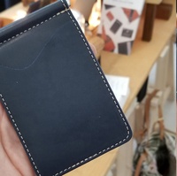 Cartera de Cuero Genuino con Clip para Billetes, Tarjetero Minimalista para Hombre y Mujer, Bolsillo Frontal, MNM-0020, Diseño con Letras, Práctico y Versátil