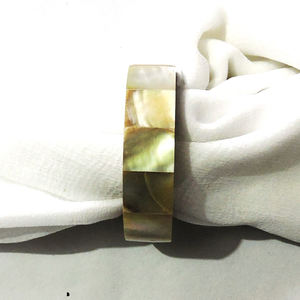 Rond de serviette en métal et vadrouille circulaire fait à la main avec des articles d'hôtel de la meilleure qualité anneau de serviette maison et cuisine - Product Image 1