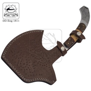 Hacha Táctica Personalizada con Cabeza de Pico, Diseño Grabado a Mano, Acero Inoxidable, Mango de Madera de Palisandro y Olivo para Uso de Supervivencia - Product Image 3