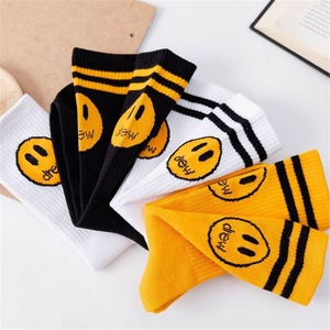 Wholesale Anti-Bacterial 100% Wool Custom Color & Design Men's Sports Socks - Product Image 3