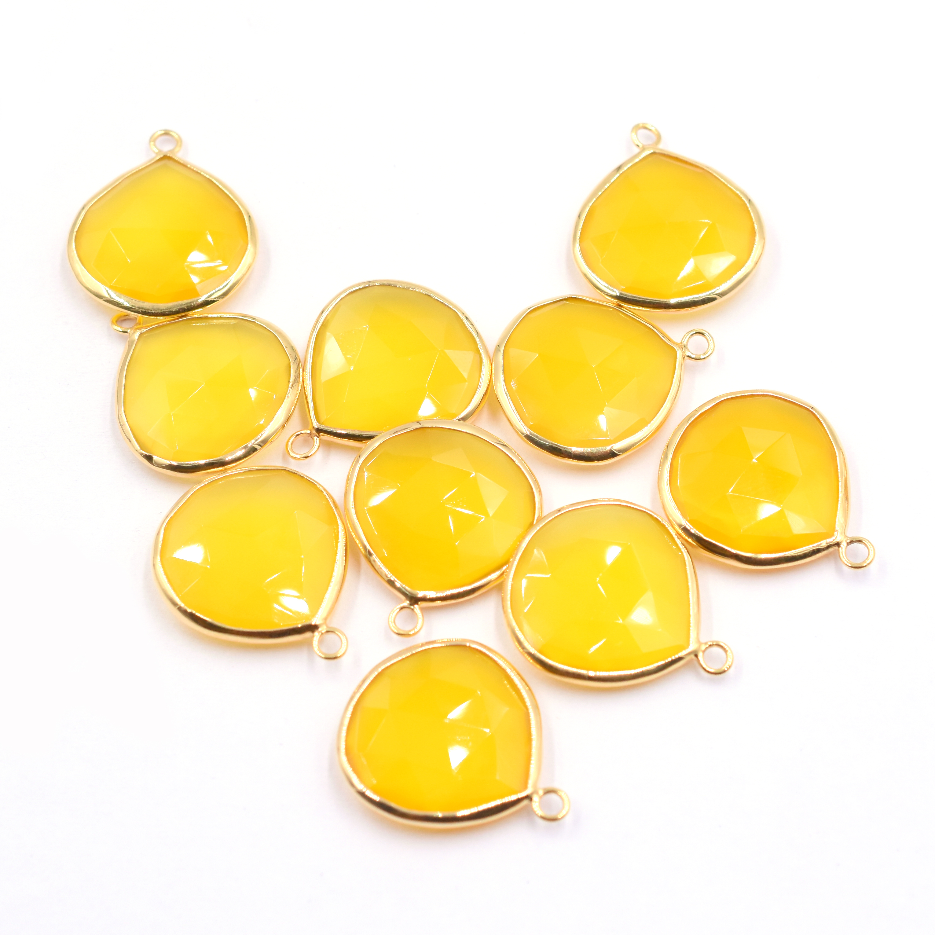Jaune