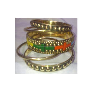 กำไลลูกปัดในรูปแบบที่แตกต่างกัน - Product Image 1