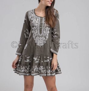 Robe courte à manches longues pour femmes, fleurs brodées, tunique décontractée, grande taille à col en V, nouvelle collection printemps 2020 - Product Image 1