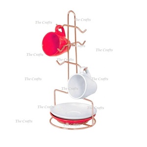 Juego de cuatro vasos de diferentes colores y soporte de vidrio en taza de metal y soporte de vidrio con mango de madera a la venta - Product Image 5