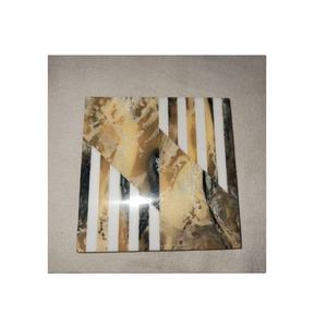 Dessous de verre et incrustation de tasse en résine et os, couleur personnalisée, fait à la main, de haute qualité, ustensiles de cuisine - Product Image 1