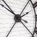 Grande horloge murale en métal en noir et argent fini pour la décoration murale et horloge murale décorative pour le salon de la maison - Product Image 2