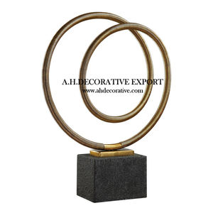 Sculpture de clé en métal plaqué or pour la décoration de salon, art de table fait main de haute qualité personnalisable pour chambre à coucher - Product Image 6