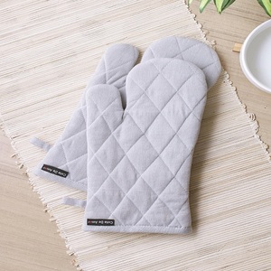 Mitaines de four 100% coton imprimées sur mesure, naturelles, de haute qualité, durables, réutilisables et confortables. - Product Image 4