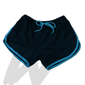 Pantalones cortos con glúteos para mujer, diseño novedoso - Product Image 5
