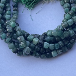 Caja facetada de piedra verde esmeralda Natural de 8mm y 10mm, cubo, cuentas de piedras preciosas, hebras de fabricante en línea, bricolaje a granel Regular - Product Image 5