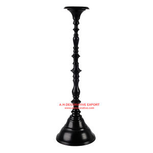 Candelabro moderno para decoración de boda, soporte de vela alto de aluminio con acabado antiguo dorado, a la venta - Product Image 2