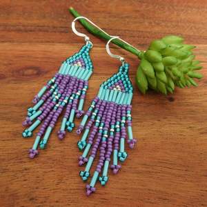 Pendientes de cuentas cosidas. Felicidad hecha a mano. - Product Image 1