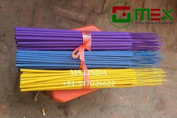 สีเหลือง