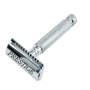 Meilleur rasoir de sécurité DE 3 pièces en acier inoxydable avec double lame et finition chromée | pour hommes et femmes rasage du visage/du corps et soins personnels - Product Image 1