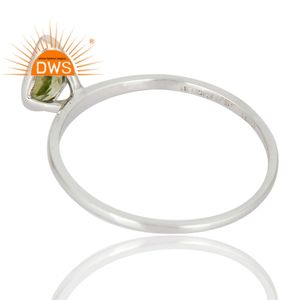 Solid 9k White Gold Engagement Ring Designer Gold Jewelry Wholesale Natural Glossy Peridot Gemstone Ring - Product Image 3