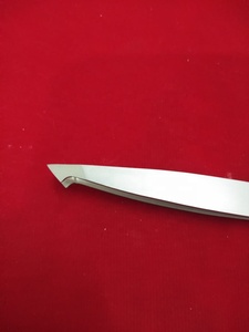 Pinzas para Cejas OBEXA Profesionales de Acero Inoxidable con Punta Inclinada y Acabado Regular, con Empaque Personalizable - Product Image 3