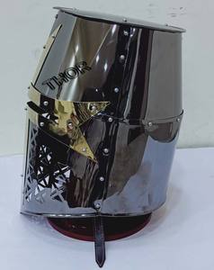 Casque d'armure de chevalier médiéval, casque d'armure de templier avec croix en laiton, acier inoxydable noir poli, impression de logo personnalisée - Product Image 5