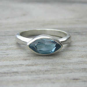Anillo de piedras preciosas hechas a mano de cuarzo con Topacio Azul de plata de ley 925, joyería chapada en oro - Product Image 1