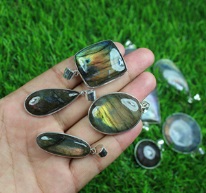 Haute qualité violet Labradorite lunette pendentif pierre précieuse naturelle argent placage laiton matériau principal cadeau de mariage bijoux approvisionnement - Product Image 3