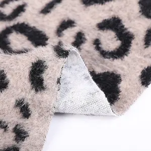 공장 공급 두꺼운 동물 표범 인쇄 양털 직물 뜨개질 셰르파 직물 겨울 코트